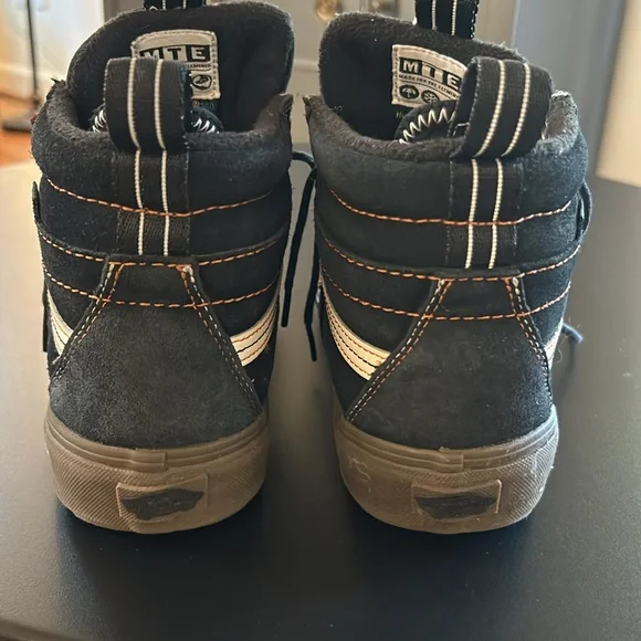 Van’s Off the Wall MTE Women’s size 8 - Picture 10 of 10
